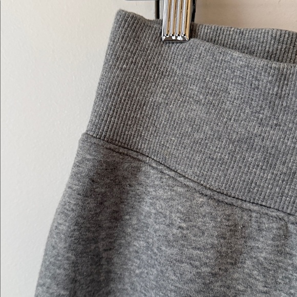 Nike Women’s Light Gray Sweatpants - Picture 7 of 7